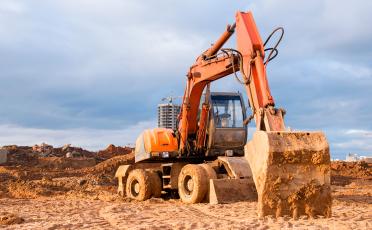 Las maquinarias de obras públicas, como excavadoras, retroexcavadoras, bulldozers y otros equipos pesados
